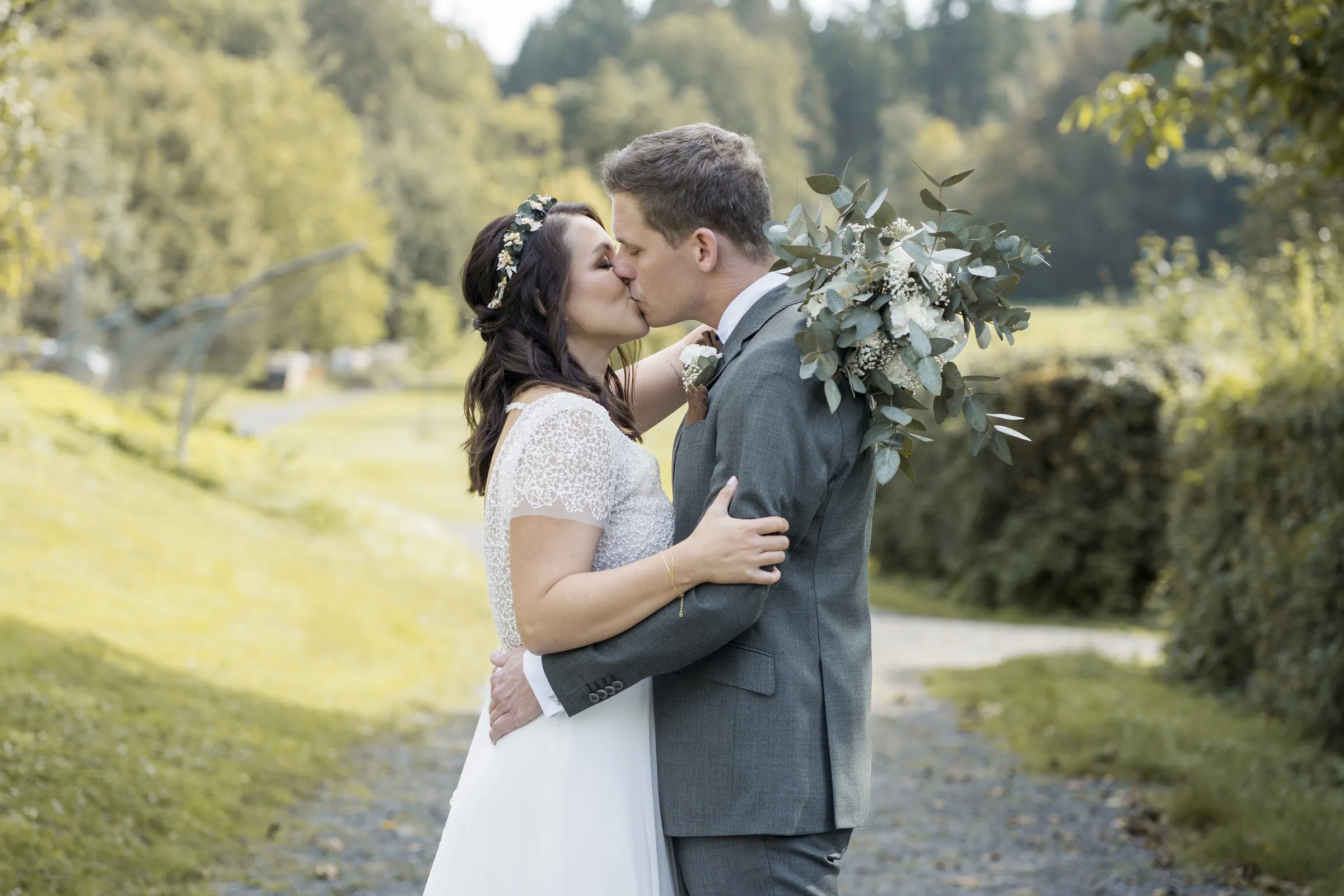 Sabrina und Tobias bei ihrer Hochzeit im Hühnerhof Gründau