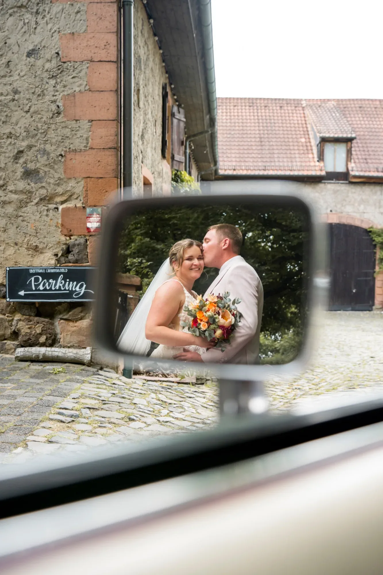 Kreatives Spiegelportrait von Franziska und Holger an der Obermühle Langenselbold